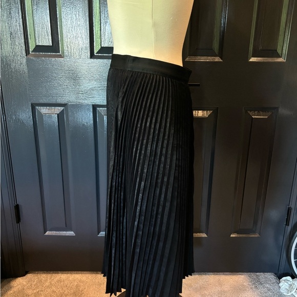 Bailey 44 Black Pleated Midi Skirt for Work - Picture 3 of 5